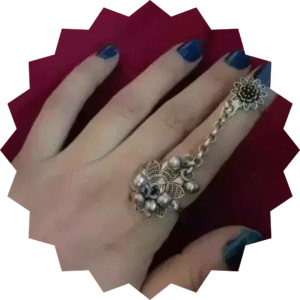 Oxidized Silver Allure Glittering Ring